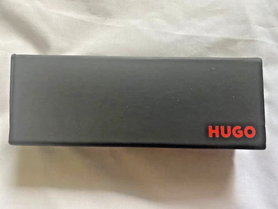 Gafas de sol HUGO estuche rígido de diseñador solo 6,5" x 2,5" x 1,5" Foto 1 de 4