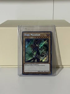 Dark Magician (CT14-EN001) Limited Edition - Secret Rare - Near Mint - Picture 1 of 2