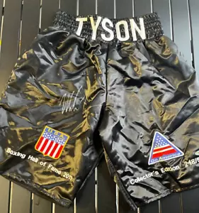 Baúles de boxeo autografiados Mike Tyson edición de coleccionista 248/500 FOD de autenticidad - Imagen 1 de 5