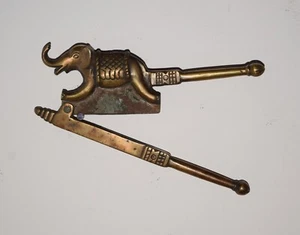Elephant Shape Betel Sarota Old Vintage Brass Animal Walnut Cracker Holder HK305 - Picture 1 of 11