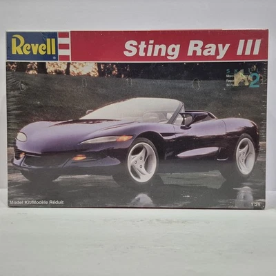 Revell Sting Ray III 1:25 Car Model Kit #7346 Skill Level 2 *NEW SEALED - Image 1 of 4