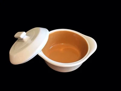 Pampered Chef Garlic & Brie Dips Baker w/ Lid 3 Cup 0.75 Liter - Image 1 of 4