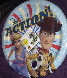Placos de papel de acción Disney Toy Story 4 Takin' - suministros para fiesta de cumpleaños nuevos - Imagen 1 de 4
