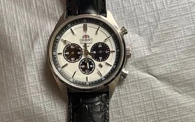 Reloj Automático Hombre Usado Orient TX00-C3-B Cronógrafo Solor con Cuero Foto 1 de 3