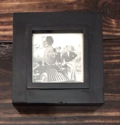 Caja de reloj de madera vintage Walt Disney Slide con marco de fotos LE 1000 caja SOLO Foto 1 de 4