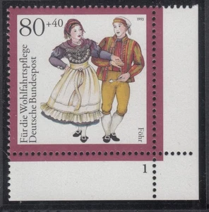 80+40 Pf Wohlfahrt -Trachten - Föhr Mi 1697 ** Formnummer 1X Luxus - Bild 1 von 1