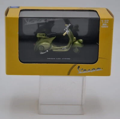 Die Cast Vespa 125 - 1948 Newray 1/32 - Image 1 of 2