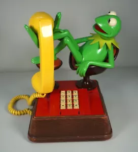 Vintage Kermit The Frog Rotary Phone | Novelty Telephone | Jim Henson 1983 MINT - Picture 1 of 8