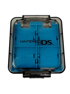 Offizielle Nintendo DS/3DS Klar/Blau Kunststoff 16 Slot Spielkassette/SD Karten Hülle - Bild 1 von 12