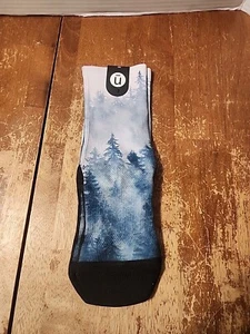 Endur Socks Unisex Womens 5-9 Compression Crew Socks New  s/m Forest Mist  - Picture 1 of 4