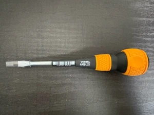 VESSEL 220 Series -5.5x75 (JIS) Standard Ball Grip Screwdriver L156mm Black FS - Picture 1 of 5