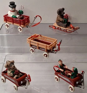 Weihnachtsschmuck Radio Flyer Vintage Konvolut 5 Elfen, Schneemann, Bär - Bild 1 von 11