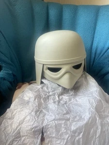 Snow Trooper Helmet - Star Wars - Empire Strikes Back - DIY Cosplay - 3D Printed - Picture 1 of 6