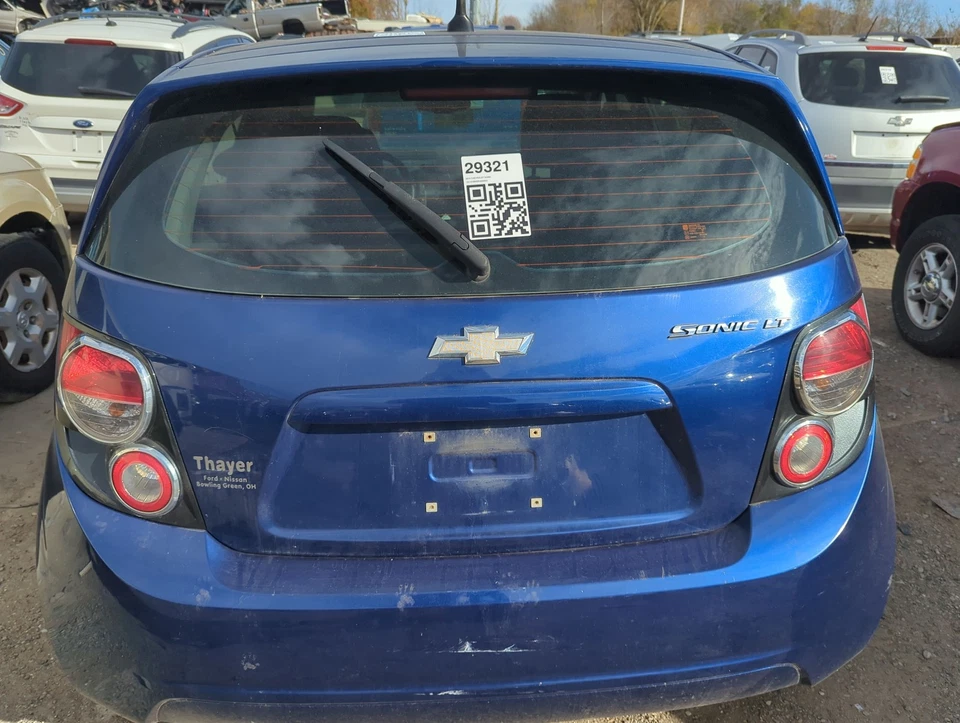 2012-2018 Chevrolet Sonic Trunk/decklid/hatch/tailgate Oem V1N2A — 第 1/1 张图片