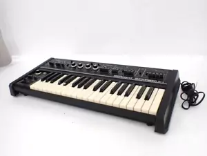 Roland SH-2 Vintage Monophonic Analog Synthesizer - Picture 1 of 3