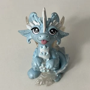 Dragons and Beasties - Flurry the elemental dragon RETIRED Blue - Picture 1 of 7