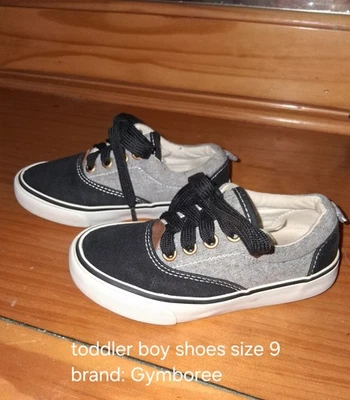 Zapatos Gymboree para niño pequeño talla 9 Foto 1 de 2