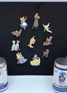 KOMPLETTSET Disney Parks TINTE & FARBE Pins Serie 2 Bambi ~ Tinker Bell 10 PINS - Bild 1 von 2
