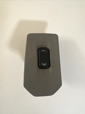 Interruptor de ventana del lado izquierdo del conductor trasero Cadillac CTS 2003 2004 2005 2006 2007 gris Foto 1 de 3