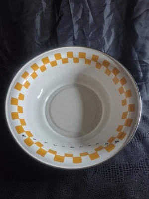 The Golden Rabbit II Cuenco a Cuadros A Diseño Joan Wilkes 1999. Foto 1 de 4