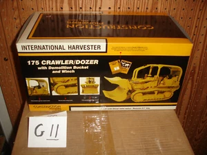1/25 international 175 crawler dozer - Picture 1 of 5