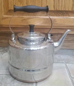 Bonjour 2 Quart Edelstahl Teekanne - Bild 1 von 5