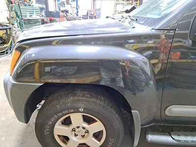 2005 Xterra Left Driver Side Fender Color: Gray K26 - Imagem 1 de 4