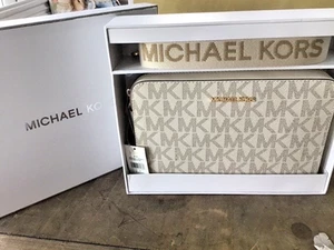 New Michael Kors Jet Set Large Signature Crossbody bag with Logo strap $398 - Picture 1 of 8