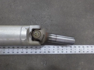 Sierra 1500 2023 eje de transmisión trasero de elevación Foto 1 de 4