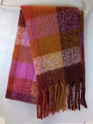 Manta Max Studio Home Rosa Naranja Granate Flecos de Chenilla 20" x 80" Foto 1 de 3