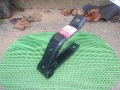 Dodge Power Ram 50 1982 83 84 85 86 nuevo soporte de parachoques delantero Mitsubishi Foto 1 de 3