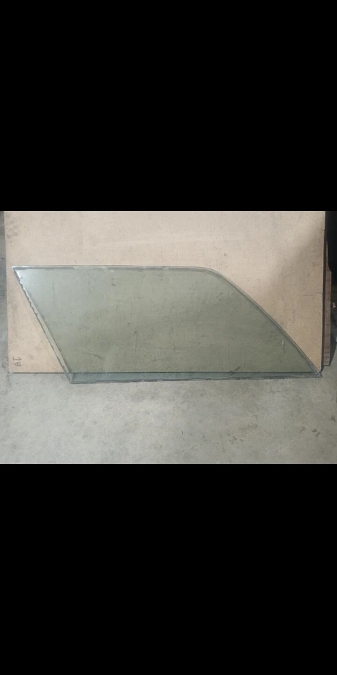 Cuarto trasero izquierdo panel ventana cristal mercedes w123 300td Wagon Driver Foto 1 de 1