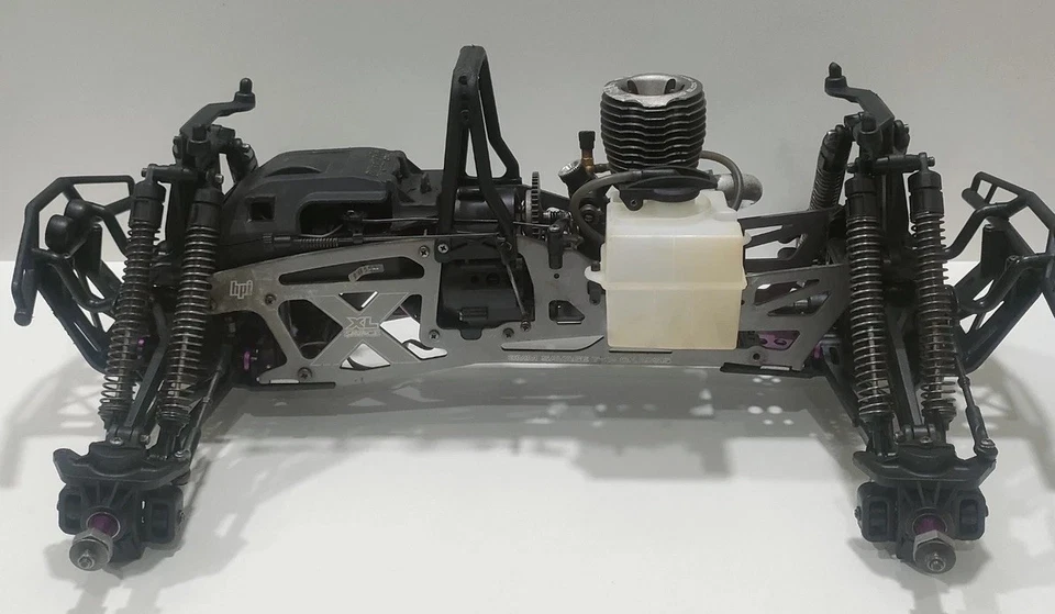 Vintage HPI Savage XL 5.9 1/8 Nitro RC Monster Truck - Image 1 of 4