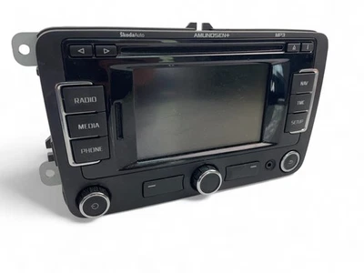 SKODA YETI 5L Musik-Player mit GPS 3T0035192J 32377666 - Bild 1 von 4