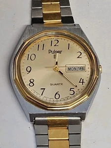 Vintage Pulsar by Seiko Mens Day-Date Royal Oak Style V733-X004 Herrenuhr läuft - Bild 1 von 5