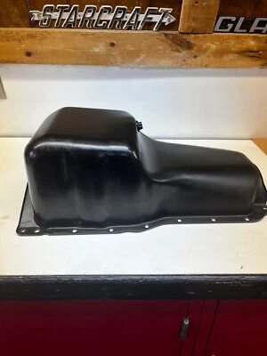 2000 Mercruiser 3.0L Engine Oil Pan  Single Rear Main Seal -- Nice - Image 1 of 4