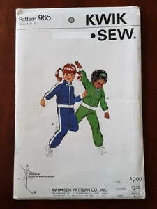 KWIK SEW PATTERN - 965 GIRL'S TRACKSUIT JACKET ZIP FRONT PANTS HOODIE 5-7 UNCUT - Picture 1 of 2