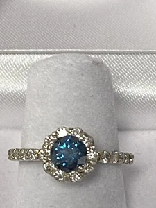 14k white gold ring with round blue diamond center and sparkly ones around - Picture 1 of 8