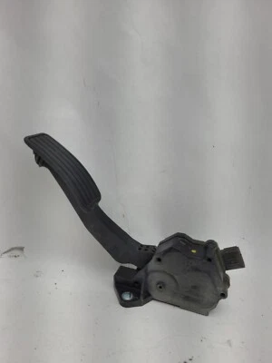 USADO FABRICANTE DE EQUIPAMENTO ORIGINAL 2009-2013 Subaru Forester acelerador conjunto de pedal a gás 36010AG140 - Imagem 1 de 4