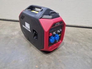 HONDA Stromerzeuger EU 32 i Benzin Inverter 3200 Watt Stromaggregat Notstrom - Bild 1 von 10