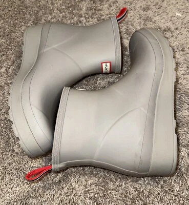 Hunter Original Short Play Women's Waterproof Rain Boots Size 11 Color Zinc - Image 1 of 4