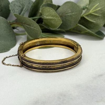 Brazalete antiguo victoriano relleno de oro ornamentado etrusco pat con bisagras 1878 Foto 1 de 4