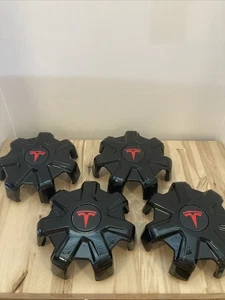 2019 - 2021 Tesla Model Y Wheel Center Hubcaps Black /Red - Bild 1 von 10