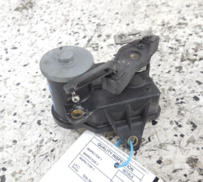2020 Mercedes-Benz Sprinter 2500 3.0L Intake Manifold Valve Actuator Motor OEM - Image 1 of 4