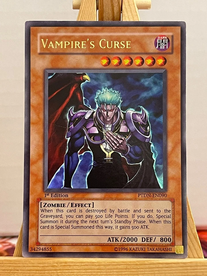 Fluch Des Vampirs PTDN-EN090 Ultra Rare Deutsch NM YUGIOH - Bild 1 von 1