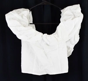 ASTR Women's Off The Shoulder Crop Top Ruffle Short Sleeve White Size Medium - Picture 1 of 3
