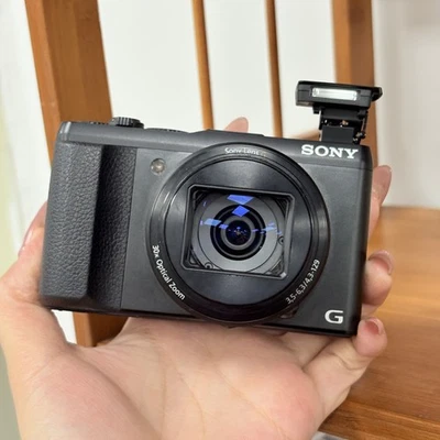 Sony Cyber-Shot DSC-HX50 20.4MP Digital Camera 30x Optical Zoom Black  English - Image 1 of 4