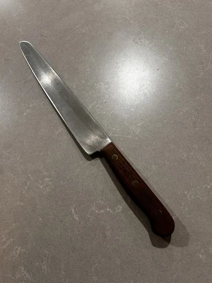 Vintage CHICAGO CUTLERY BT43 WALNUT wood handle 9" Serrated Tip Carving Knife. - Image 1 of 4