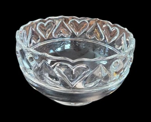 Tiffany und Co. Kristall Herz Schale Konsole Süßigkeiten Schmuck Schale 8 Zoll Klarglas - Bild 1 von 10