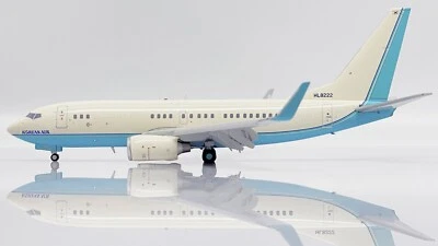 JC Wings 1:200 Korean Air Boeing B737-700w BBJ VIP 'Flaps Down' HL8222 Foto 1 de 4